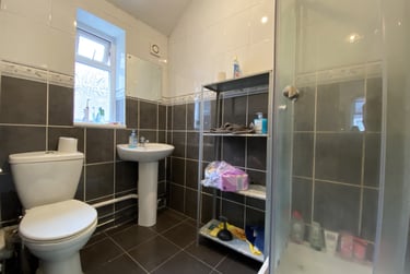 3 bed flat, Cathays, Cardiff, CF103EE - Image 5