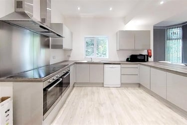 11 bed house, Oakfield Road, Selly Park, Birmingham, B297ED - Image 3