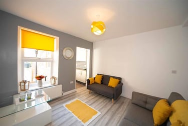 3 bed house, Charlotte Road, Stirchley, Birmingham, B302BS - Image 1