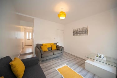 3 bed house, Charlotte Road, Stirchley, Birmingham, B302BS - Image 2