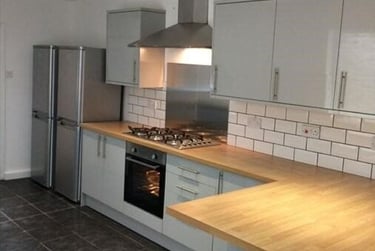 6 bed house, Brynmill, Swansea, SA14LW - Image 4