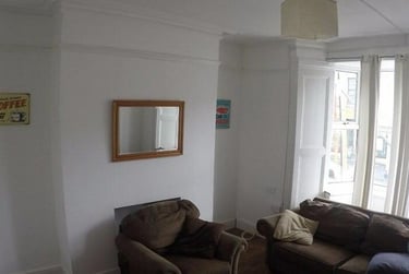 6 bed house, Brynmill, Swansea, SA14LW - Image 7