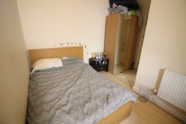 1 bed flat, Roath, Plasnewydd, Cardiff, CF243BW - Image 3