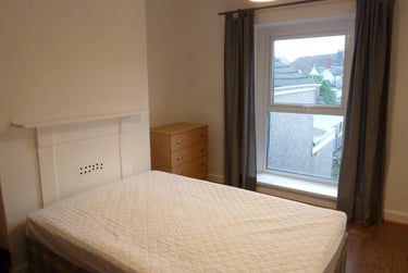 4 bed house, Sandfields, Neath, Swansea, SA13TA - Image 9