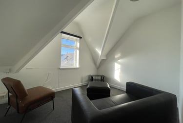 2 bed house, Roath, Plasnewydd, Cardiff, CF235BX - Image 2