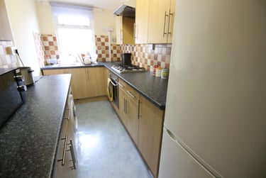 1 bed flat, Roath, Plasnewydd, Cardiff, CF243AR - Image 3