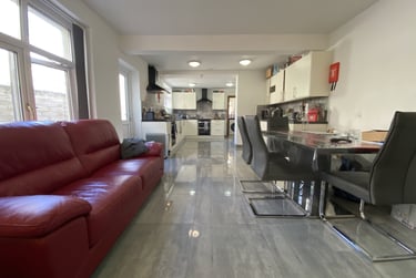 1 bed house, Roath, Plasnewydd, Cardiff, CF243AT - Image 1