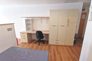 1 bed studio, City Centre, Neath, Swansea, SA15HN - Image 6