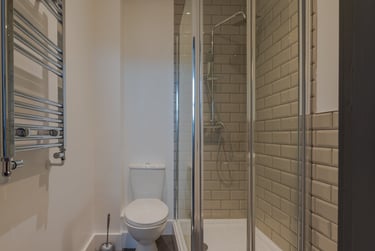 1 bed house, Port Tennant, Swansea, SA18PA - Image 10