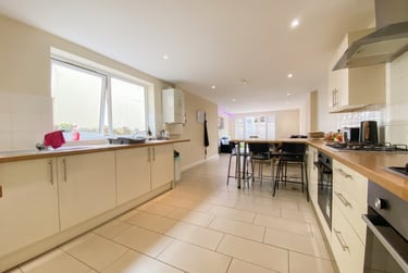 9 bed house, Cathays, Plasnewydd, Cardiff, CF244AU - Image 2