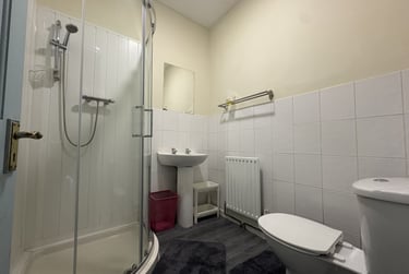 1 bed house, Cathays, Plasnewydd, Cardiff, CF244AA - Image 4