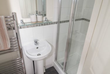 4 bed house, Blue Fox Close, City Centre, Leicester, LE30EE - Image 13