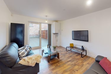 4 bed house, Blue Fox Close, City Centre, Leicester, LE30EE - Image 5