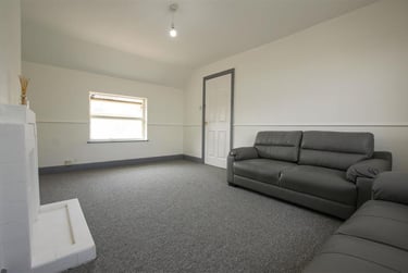 5 bed flat, Oak Tree Lane, Selly Oak, Birmingham, B296HX - Image 1