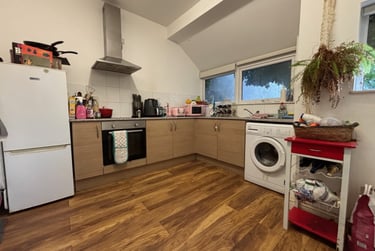 2 bed house, Roath, Plasnewydd, Cardiff, CF243PT - Image 2
