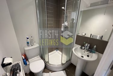 4 bed flat, Vaughan Way, Highfields, Leicester, LE14SH - Image 8