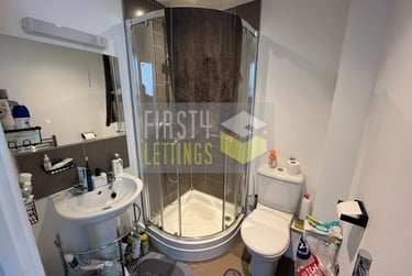 4 bed flat, Vaughan Way, Highfields, Leicester, LE14SH - Image 9