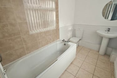 2 bed flat, Wavertree, Liverpool, L151EN - Image 5