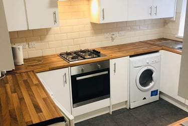 7 bed house, Brynmill, Swansea, SA14LW - Image 1