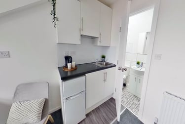 1 bed flat, Salford, Seedley, M67EL - Image 2