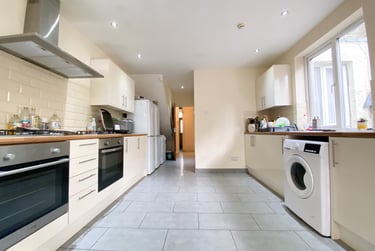 8 bed house, Cathays, Plasnewydd, Cardiff, CF244AT - Image 2