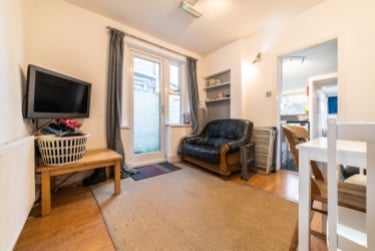 1 bed house, Roath, Plasnewydd, Cardiff, CF243EX - Image 1