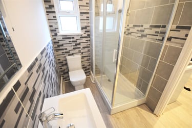 1 bed flat, City Centre, Mount Pleasant, Swansea, SA13HE - Image 3