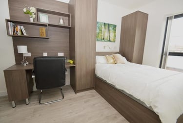 1 bed flat, Frederick Road, Selly Oak, Birmingham, B296PB - Image 1