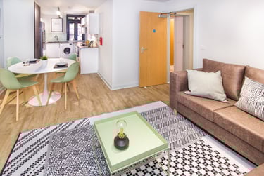 4 bed flat, York Road, Highfields, Leicester, LE15TS - Image 11