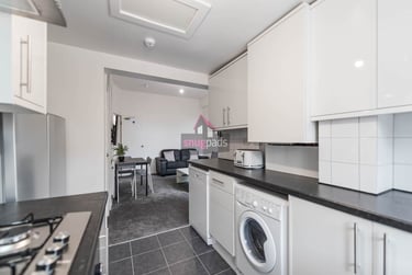 5 bed house, Salford, Langworthy, M65WG - Image 3