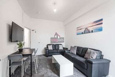 5 bed house, Salford, Langworthy, M65WG - Image 4