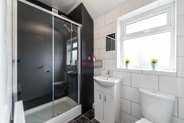 5 bed house, Salford, Langworthy, M65WG - Image 10