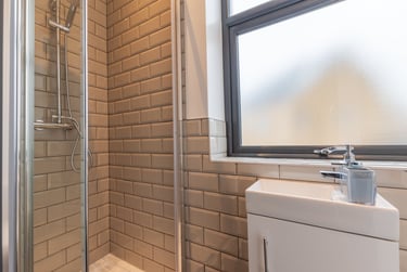 1 bed house, Port Tennant, Swansea, SA18PA - Image 3