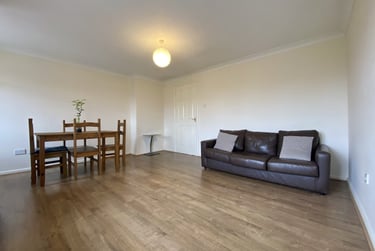 1 bed house, Cardiff Bay, Grangetown, Cardiff, CF117FD - Image 1