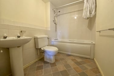 1 bed house, Cardiff Bay, Grangetown, Cardiff, CF117FD - Image 6