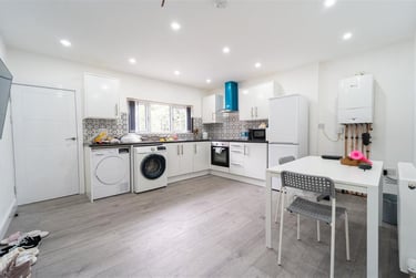 2 bed house, Sandon Road, Bearwood, Birmingham, B178EE - Image 1