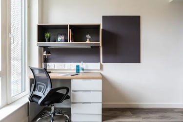 Platinum Ensuite at The Cam Foundry, 315 Mill Road, City Centre, Cambridge, CB13DL - Image 4