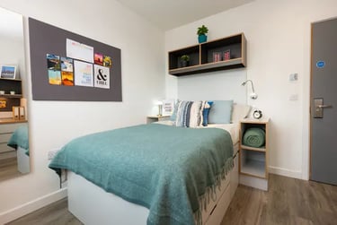 Bronze Shared House at The Cam Foundry, 315 Mill Road, City Centre, Cambridge, CB13DL - Image 1