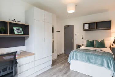 Silver Shared House at The Cam Foundry, 315 Mill Road, City Centre, Cambridge, CB13DL - Image 3
