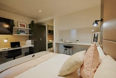 Gold Studio - Image 3