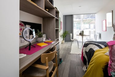 Platinum Studio - Image 3