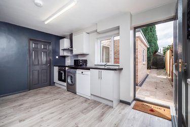 6 bed house, Northfields, Earlham, Norwich, NR47ES - Image 3