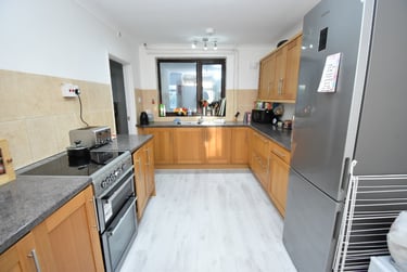 5 bed house, Buckingham Road, Eaton, Norwich, NR47DE - Image 2