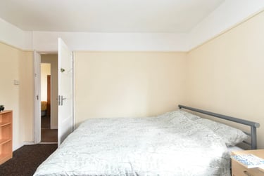 4 bed house, Robson Road, Earlham, Norwich, NR58NZ - Image 10