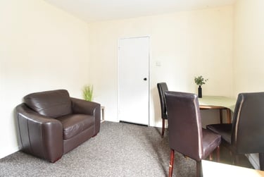 4 bed house, Robson Road, Earlham, Norwich, NR58NZ - Image 5