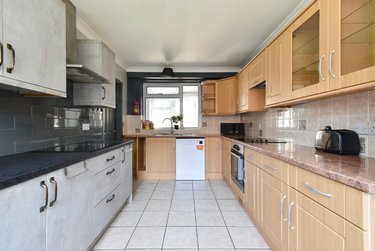 6 bed house, Buckingham Road, Eaton, Norwich, NR47DG - Image 2