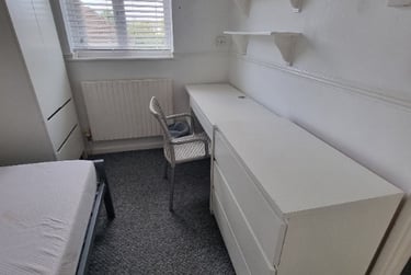 4 bed house, Robson Road, Earlham, Norwich, NR58NY - Image 4