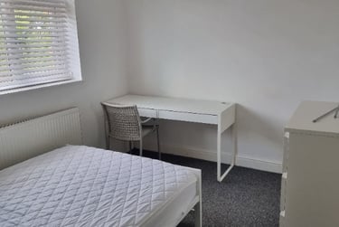 4 bed house, Robson Road, Earlham, Norwich, NR58NY - Image 5