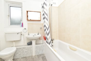 4 bed house, Irstead Road, Earlham, Norwich, NR58AR - Image 8