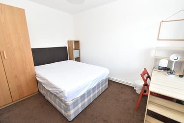 4 bed house, Darrell Place, Earlham, Norwich, NR58QW - Image 3